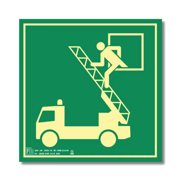 ESCALERA DE EVACUACIÓN